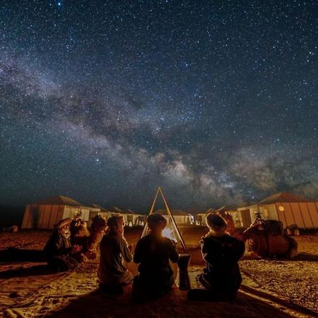 Merzouga Luxury Tents - Glamping Экстерьер фото